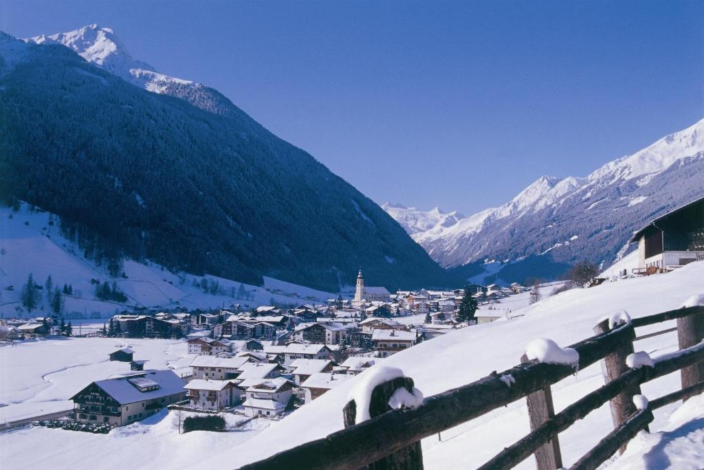 Hotel Pension Bergwelt Neustift im Stubaital Exterior foto